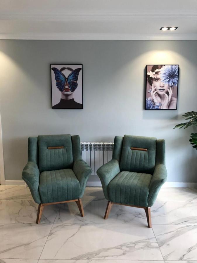 Hanym Hotel Atyraū Exteriör bild